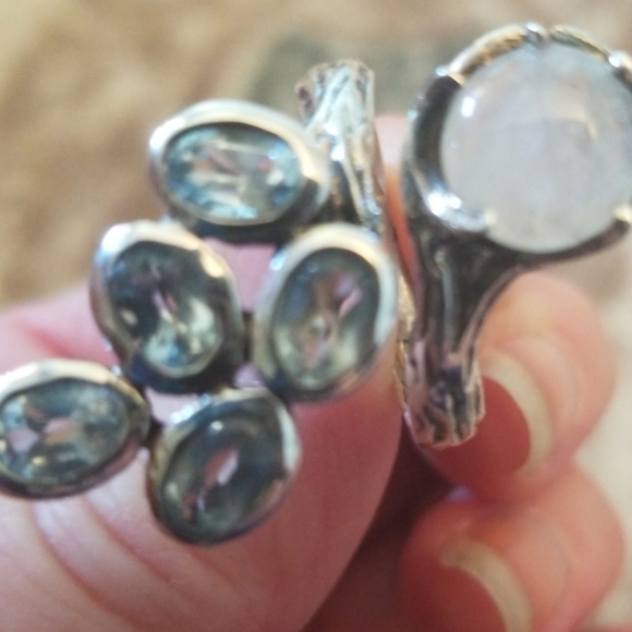 GORGEOUS SILVER RING - Picture 8 of 9